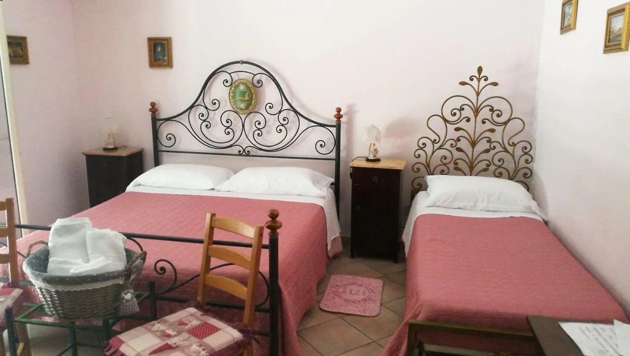 Cinisi 89 B&B Italia